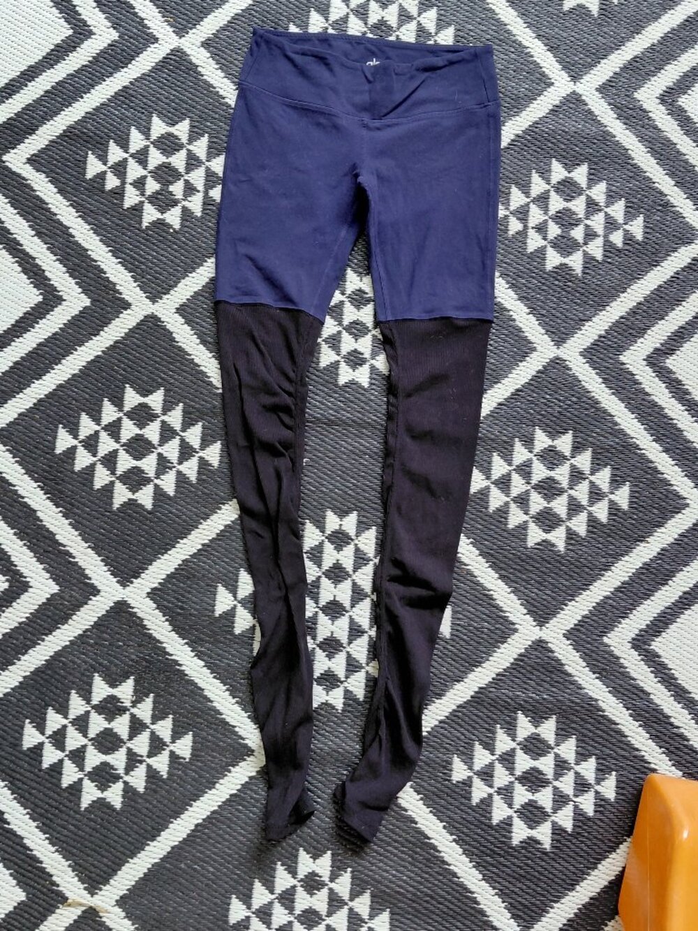 ALO I yoga leggings I Like New
